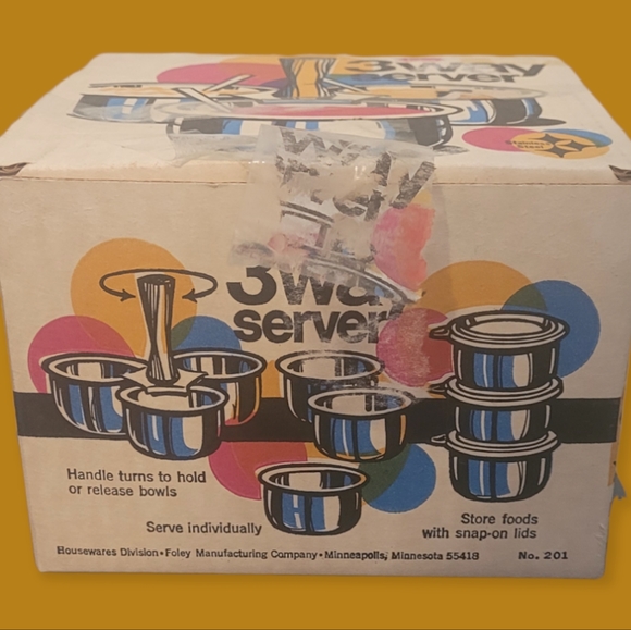 Mid-century 3-Way Server - Picture 4 of 7